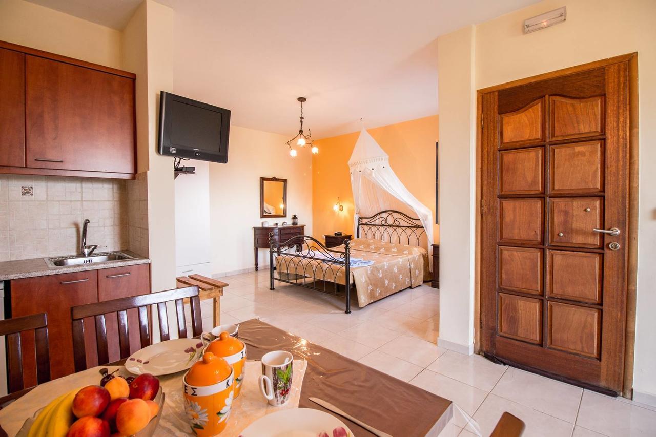 Dream View Hotel Stelida  Exterior photo